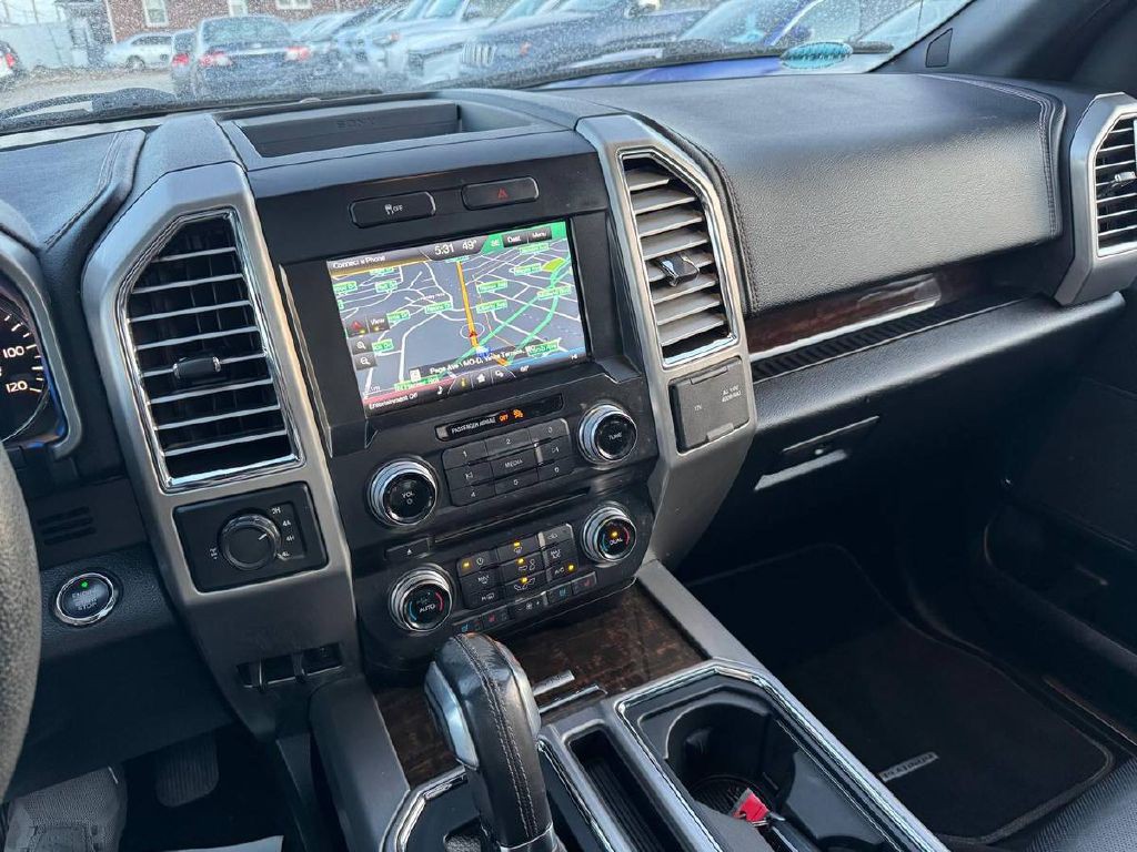 2015 Ford F-150 Image 20