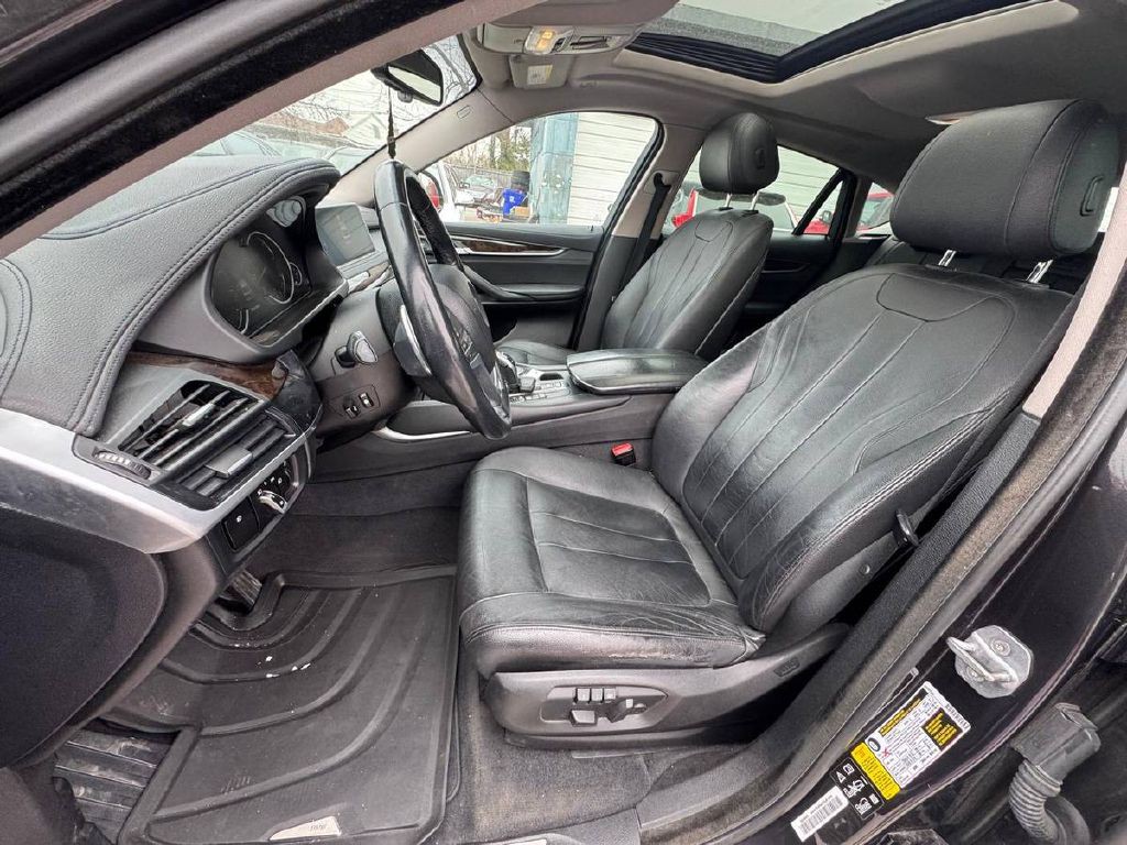 2016 BMW X6 Image 9