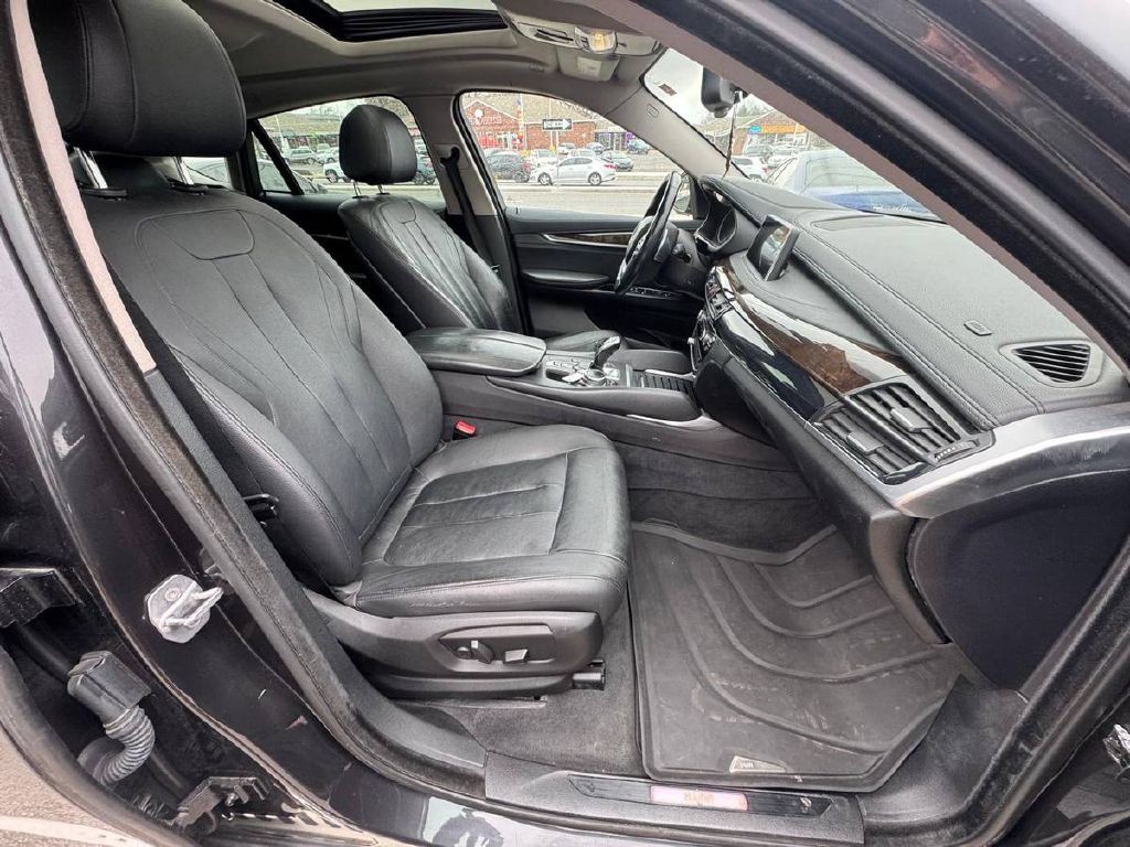 2016 BMW X6 Image 11