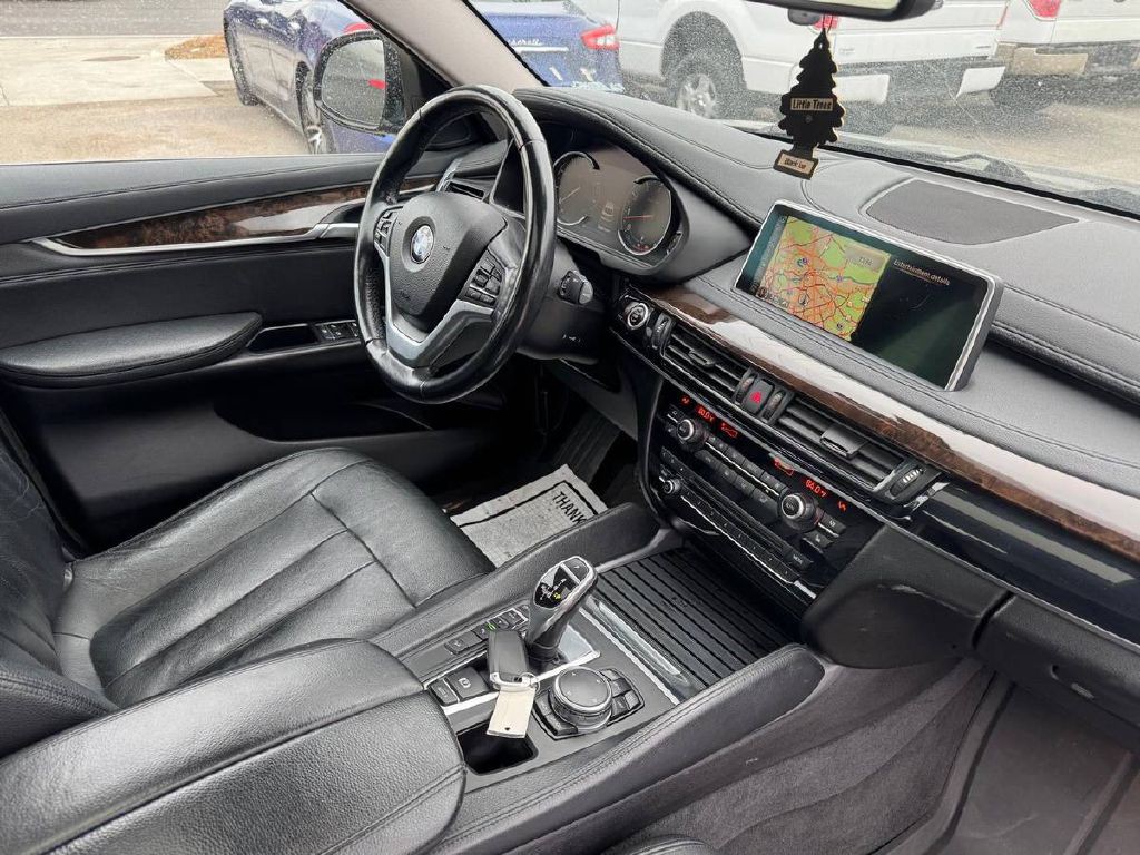 2016 BMW X6 Image 13