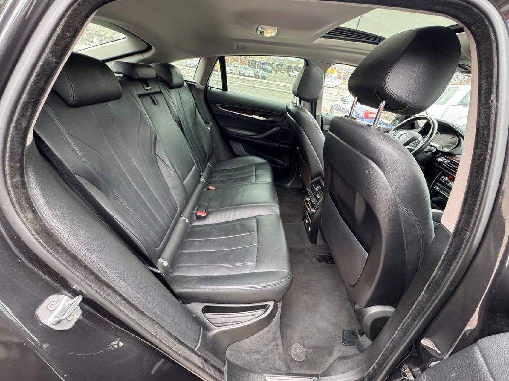 2016 BMW X6 Image 14