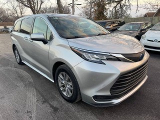 Image for 2021 Toyota Sienna LE ID: 7101656