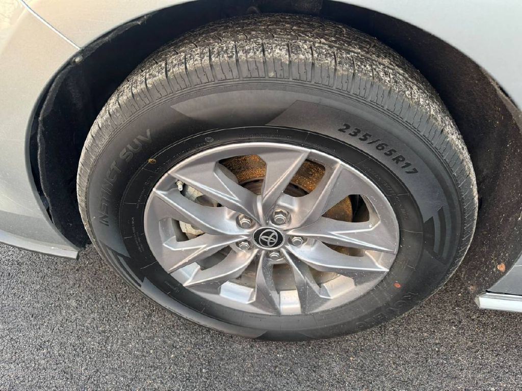 2021 Toyota Sienna Image 21