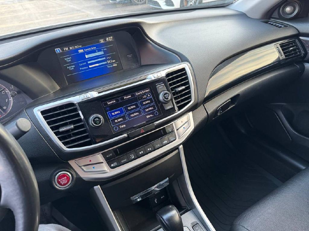 2014 Honda Accord Image 17