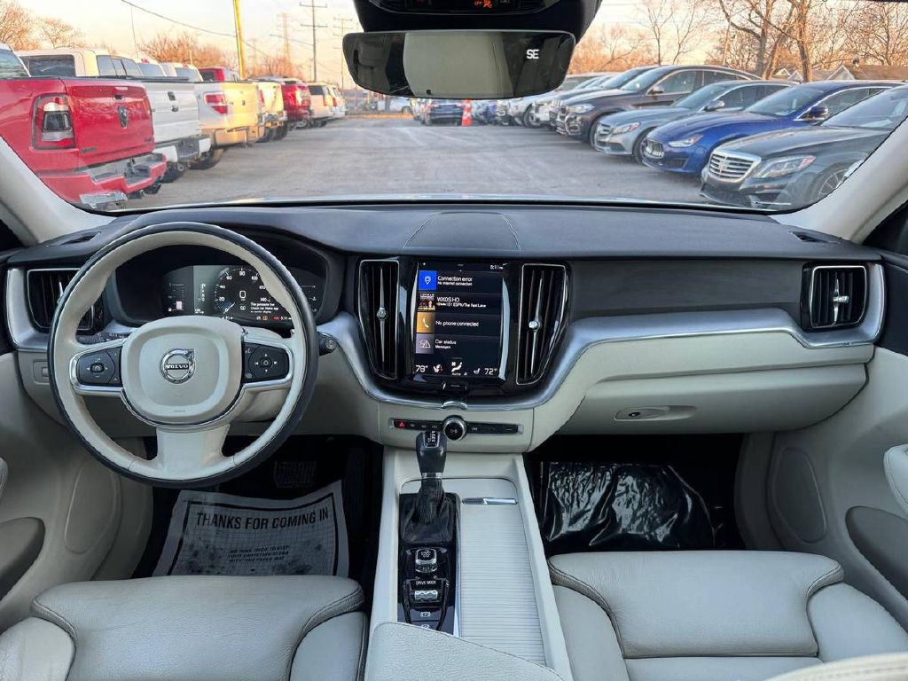 2019 Volvo XC60 Image 15