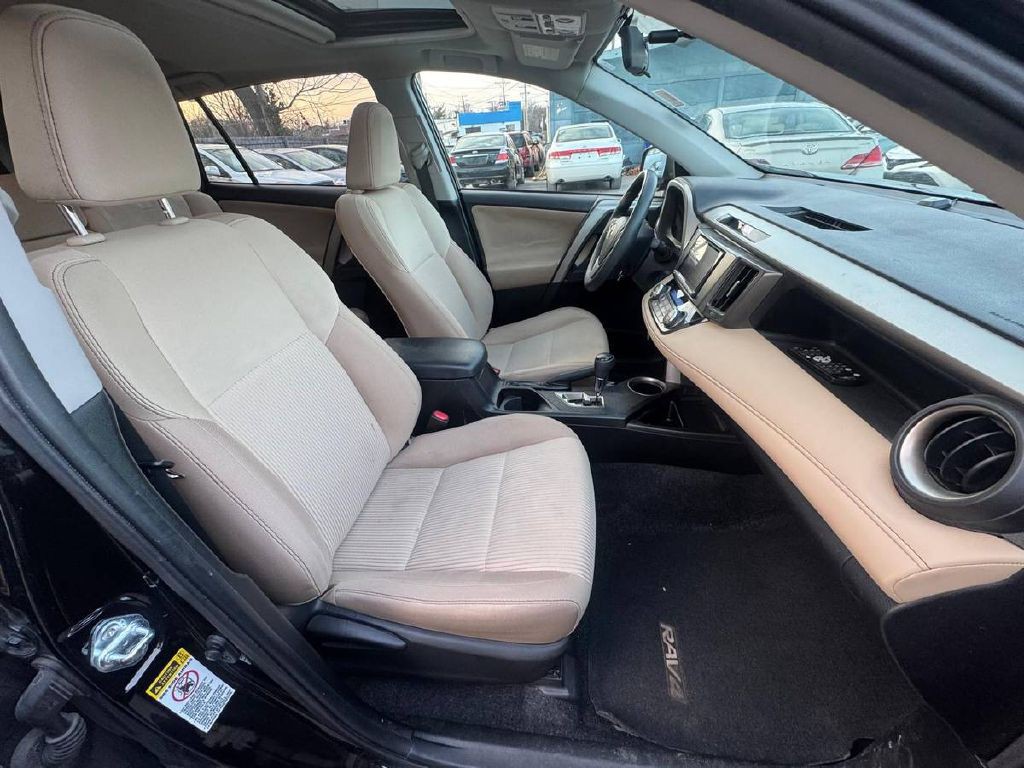 2014 Toyota Rav4 Image 11
