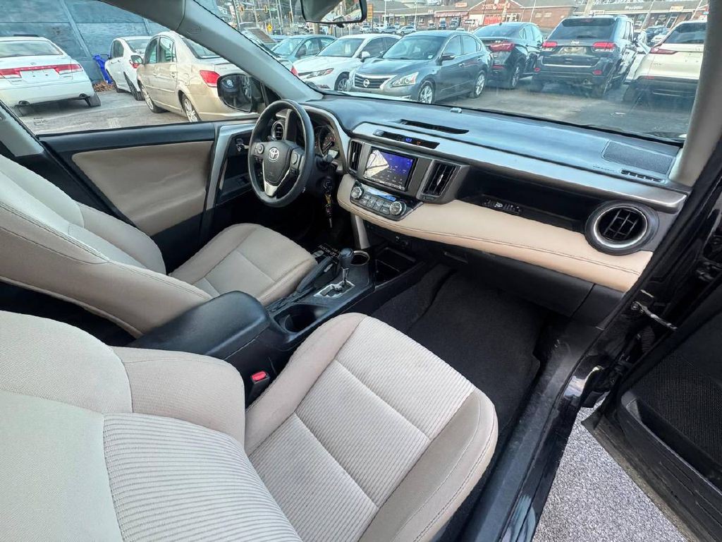 2014 Toyota Rav4 Image 12