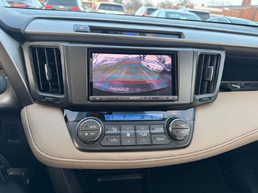 2014 Toyota Rav4 Image 19