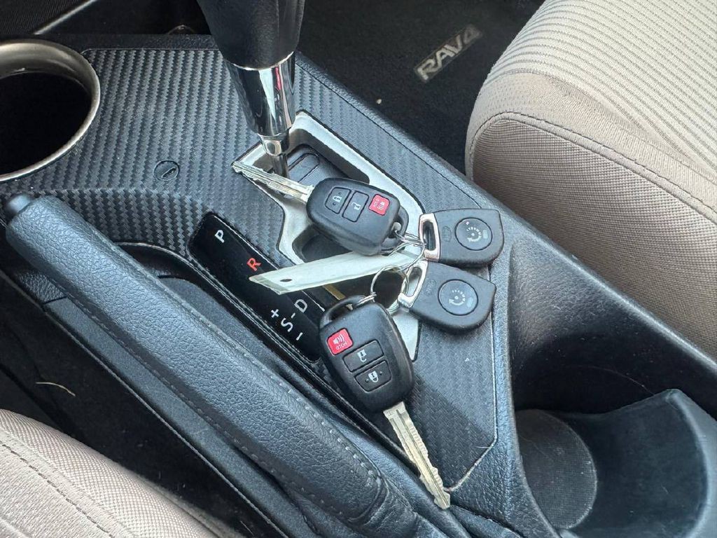 2014 Toyota Rav4 Image 20