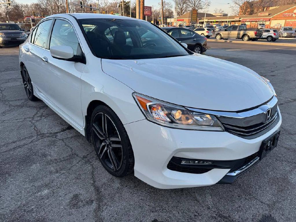 2016 Honda Accord Image 1