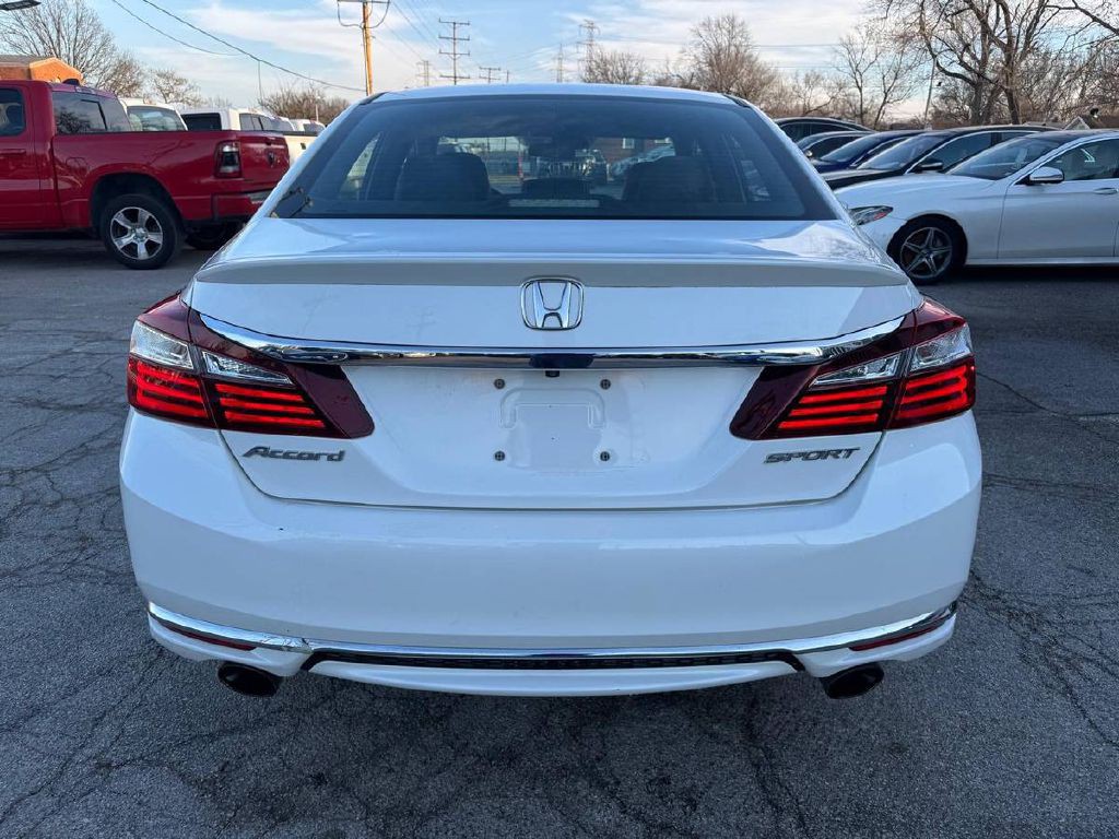 2016 Honda Accord Image 7