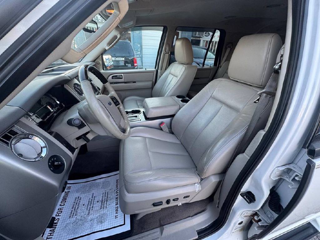 2014 Ford Expedition Image 9