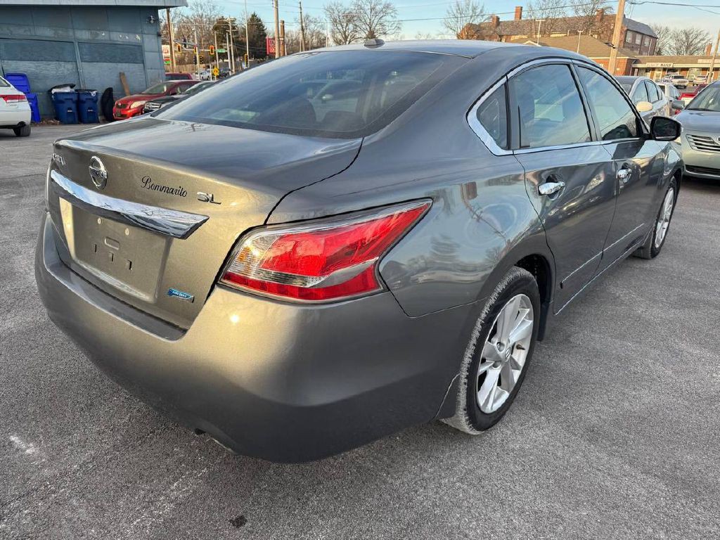 2014 Nissan Altima Image 6