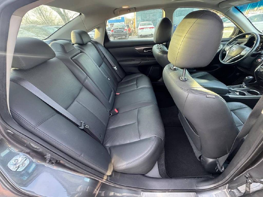 2014 Nissan Altima Image 14