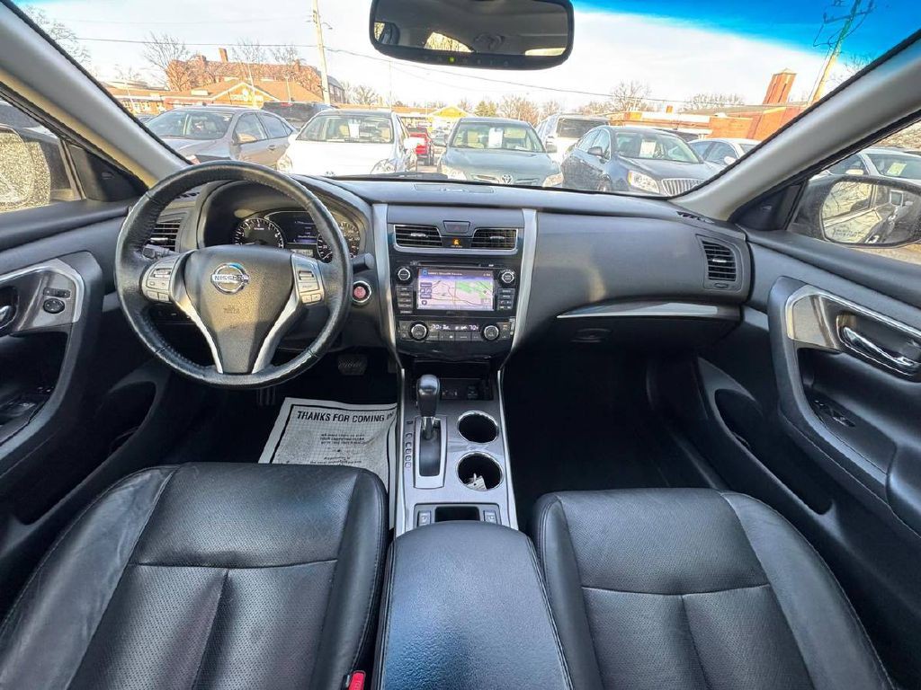 2014 Nissan Altima Image 15