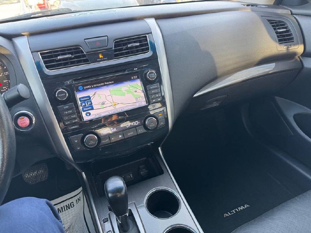 2014 Nissan Altima Image 17