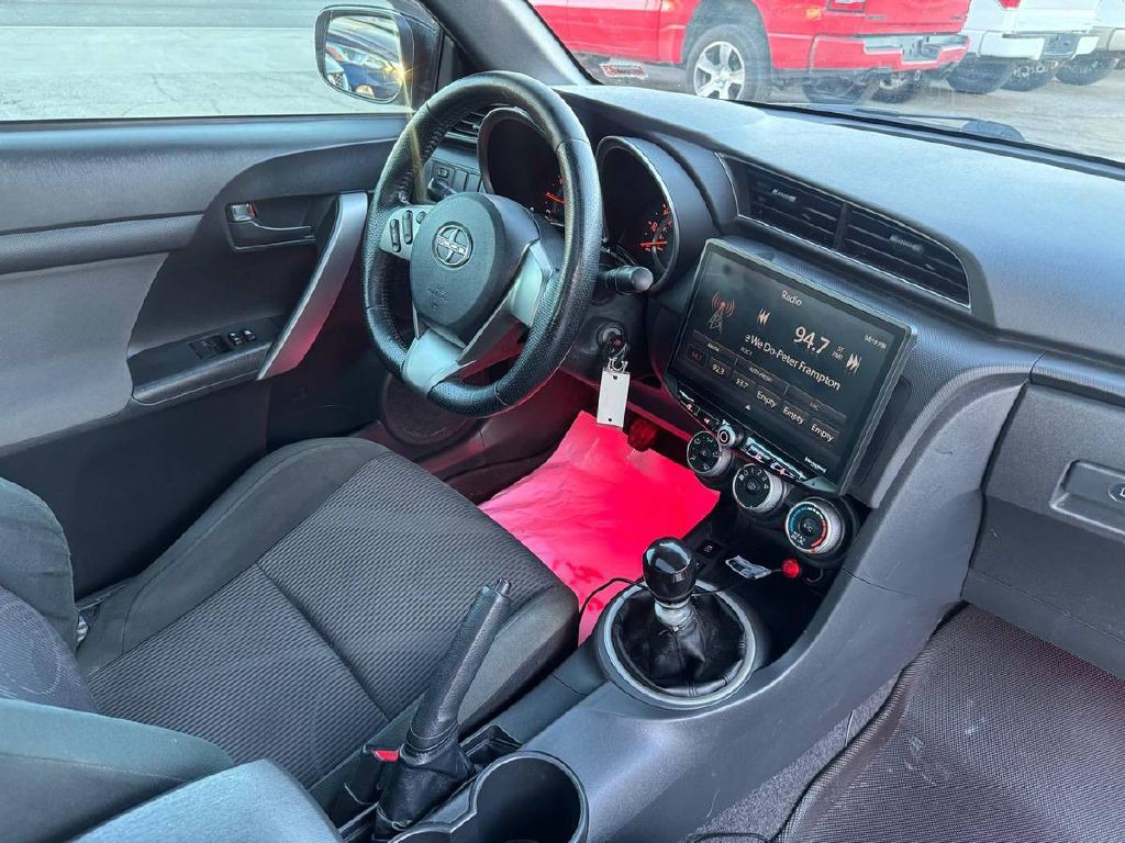 2011 Scion tC Image 14