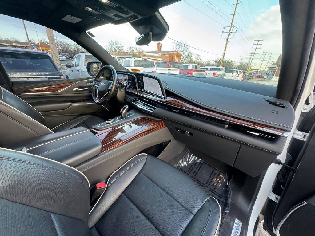 2021 Cadillac Escalade Image 13