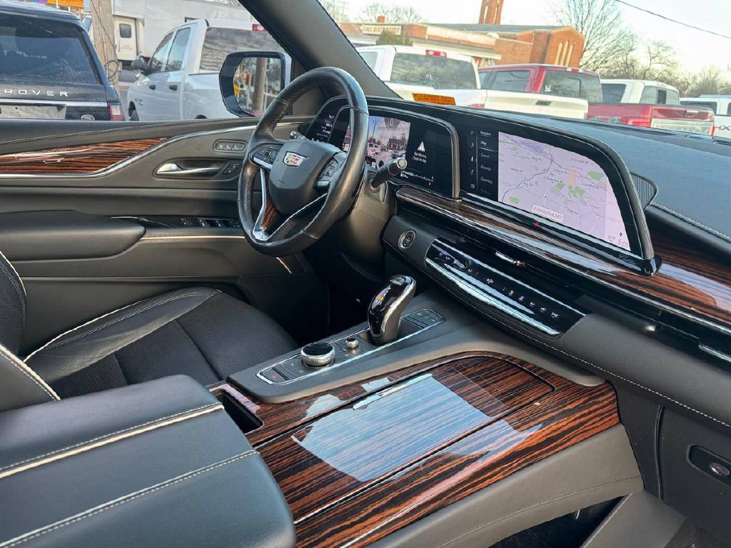 2021 Cadillac Escalade Image 14