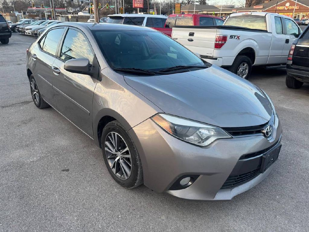 2016 Toyota Corolla Image 1