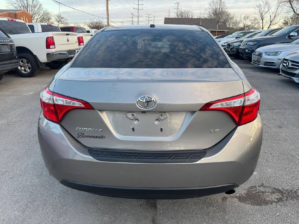 2016 Toyota Corolla Image 7