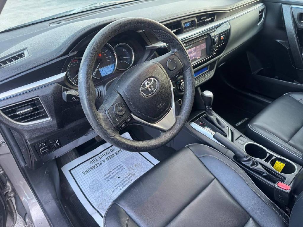 2016 Toyota Corolla Image 10