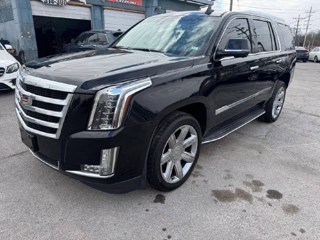 2019 Cadillac Escalade Image 3