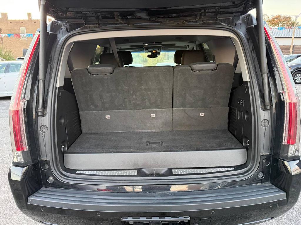 2019 Cadillac Escalade Image 20