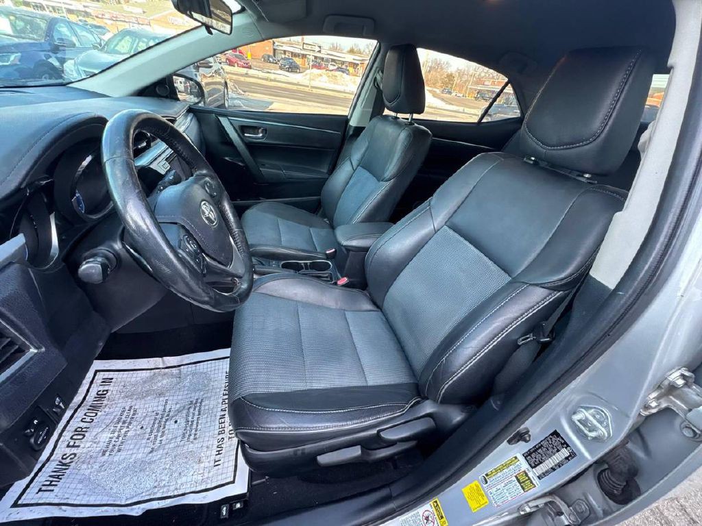 2014 Toyota Corolla Image 9