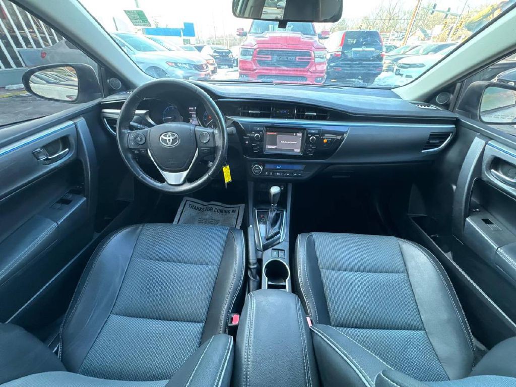 2014 Toyota Corolla Image 15