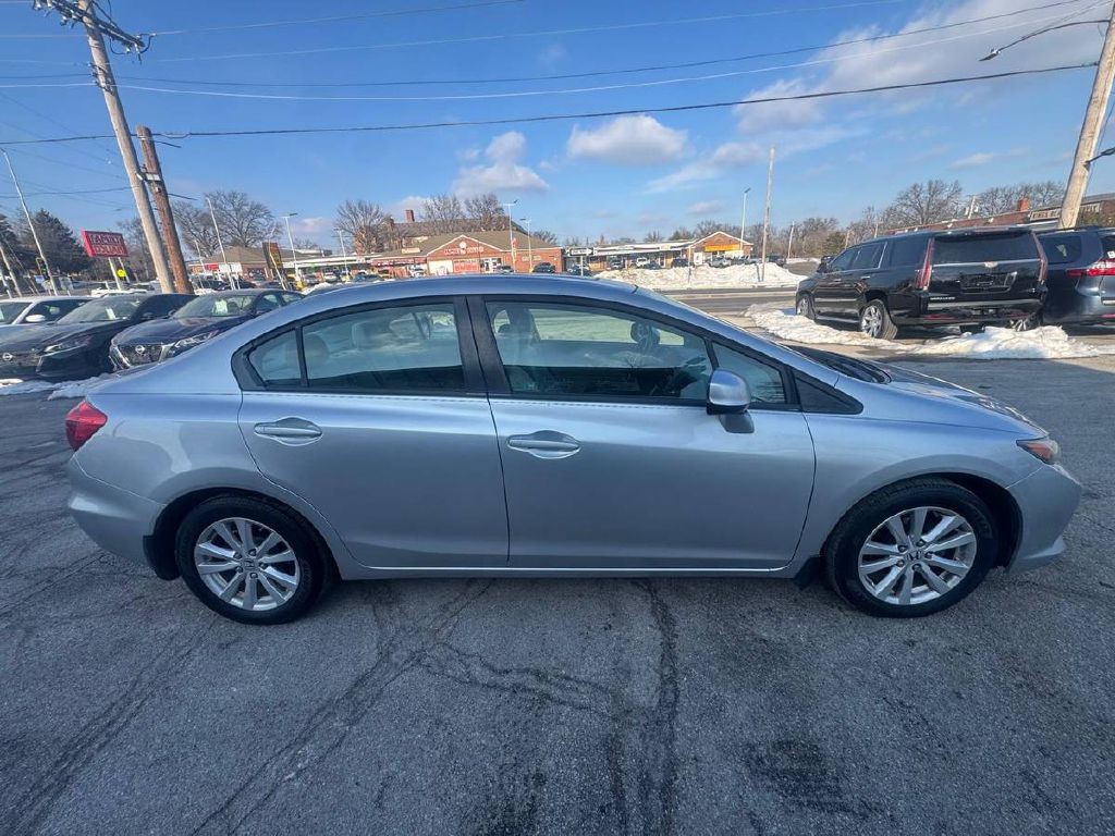 2012 Honda Civic Image 4