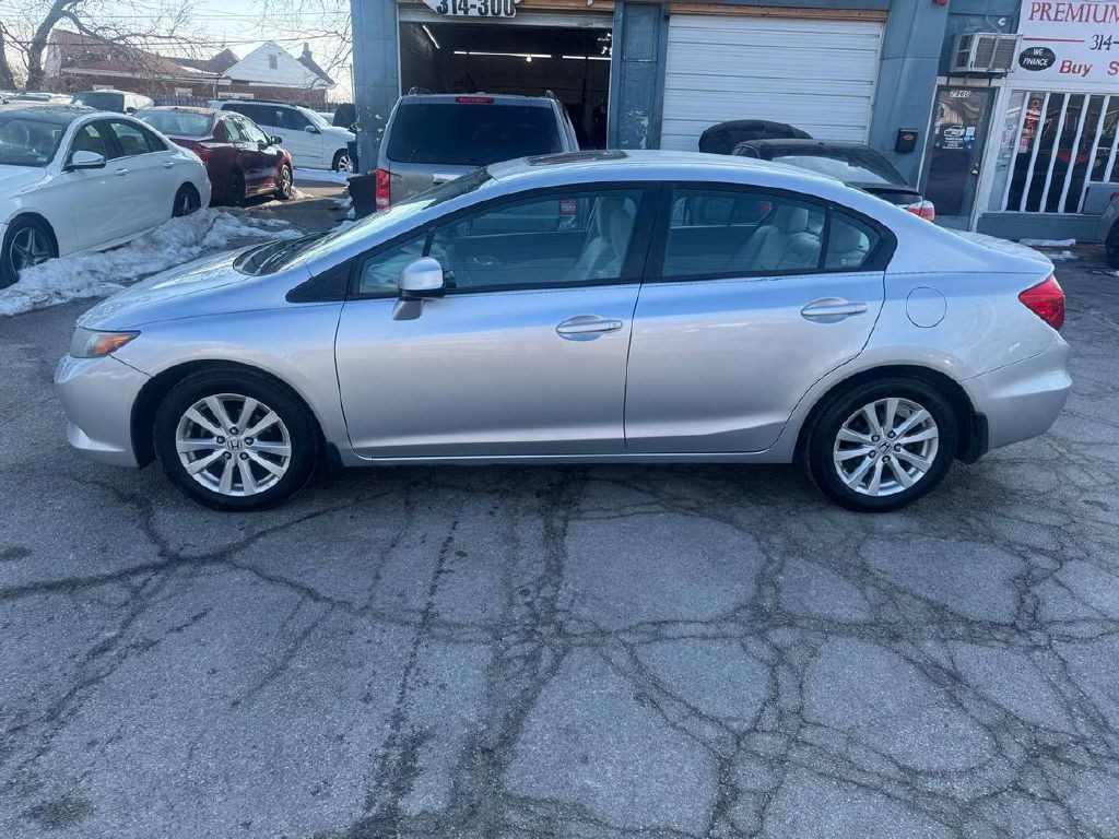 2012 Honda Civic Image 5