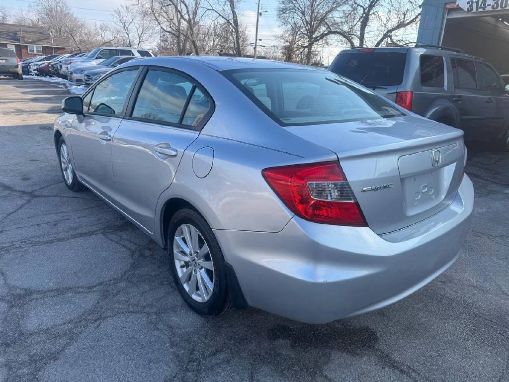 2012 Honda Civic Image 8