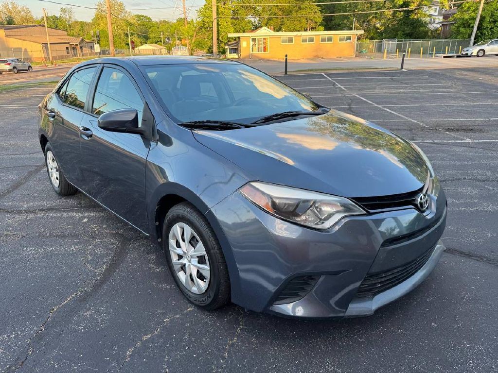 2016 Toyota Corolla Image 1