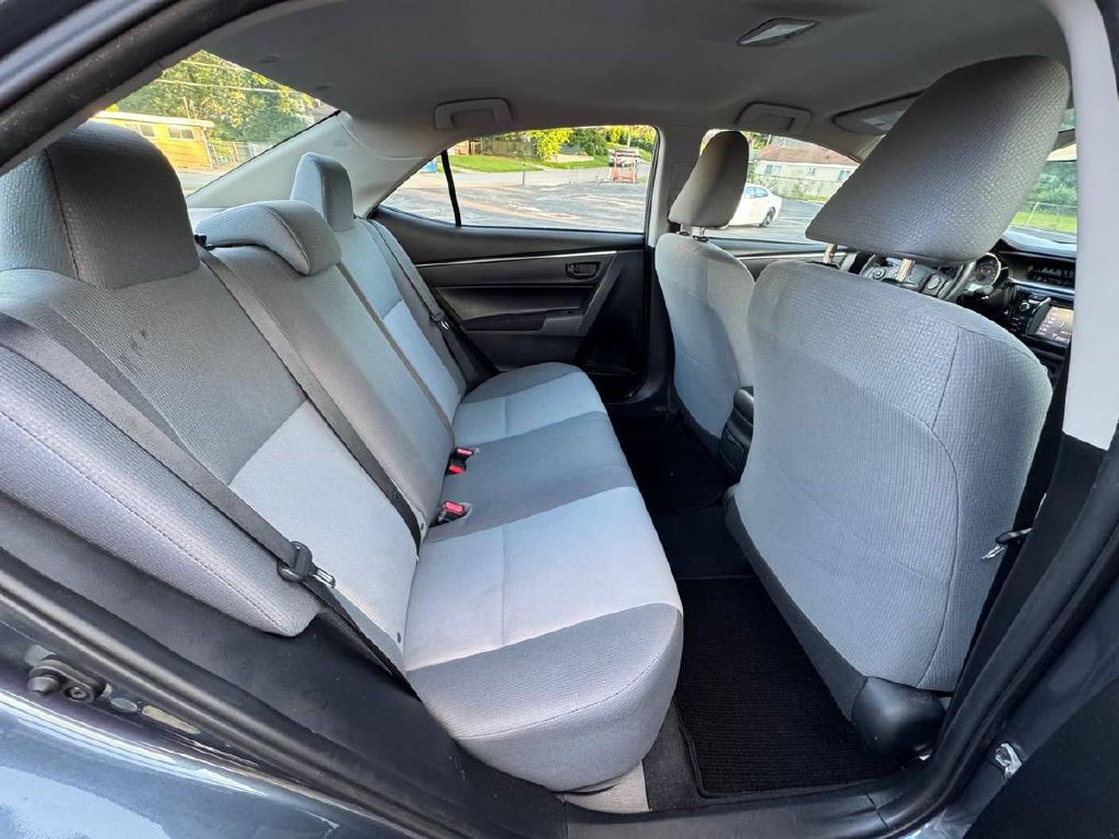 2016 Toyota Corolla Image 14