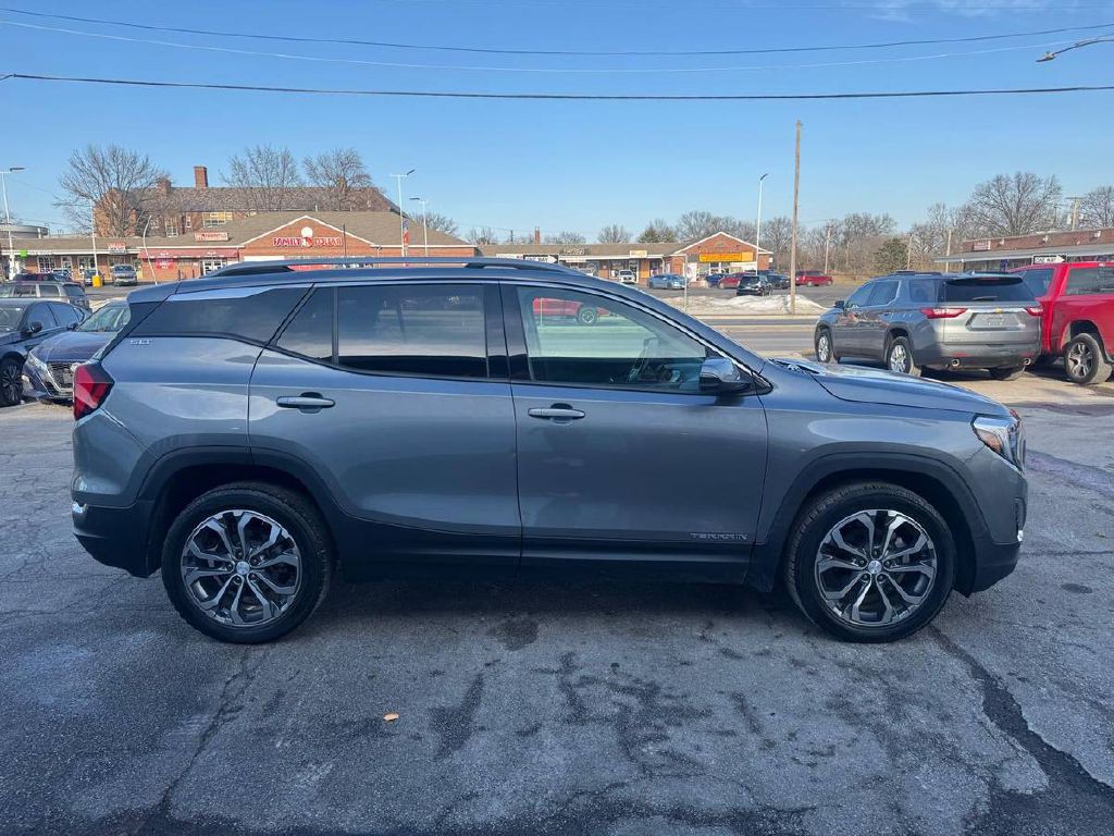 2021 GMC Terrain Image 4