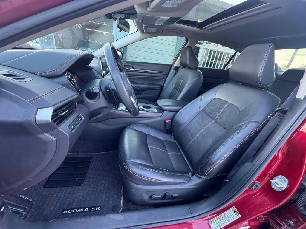 2020 Nissan Altima Image 9