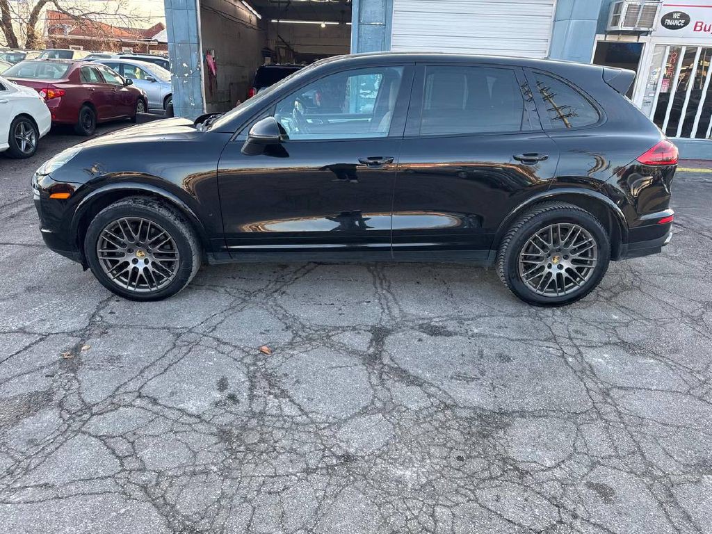 2017 Porsche Cayenne Image 5