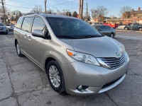 Image for 2017 Toyota Sienna XLE ID: 7200299