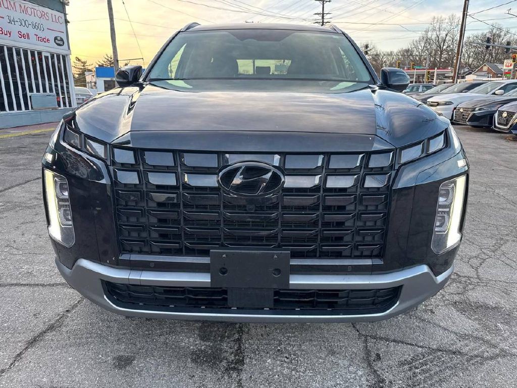 2023 Hyundai Palisade Image 2