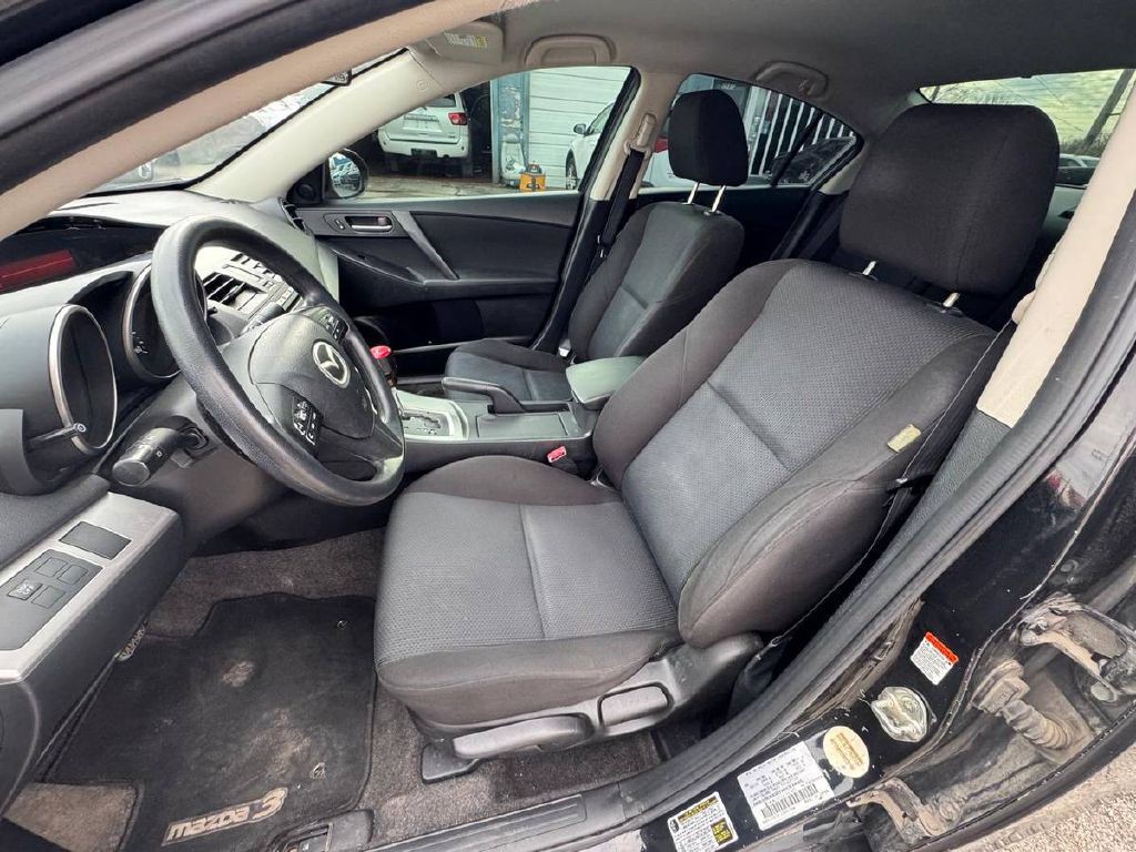 2010 Mazda Mazda3 Image 9