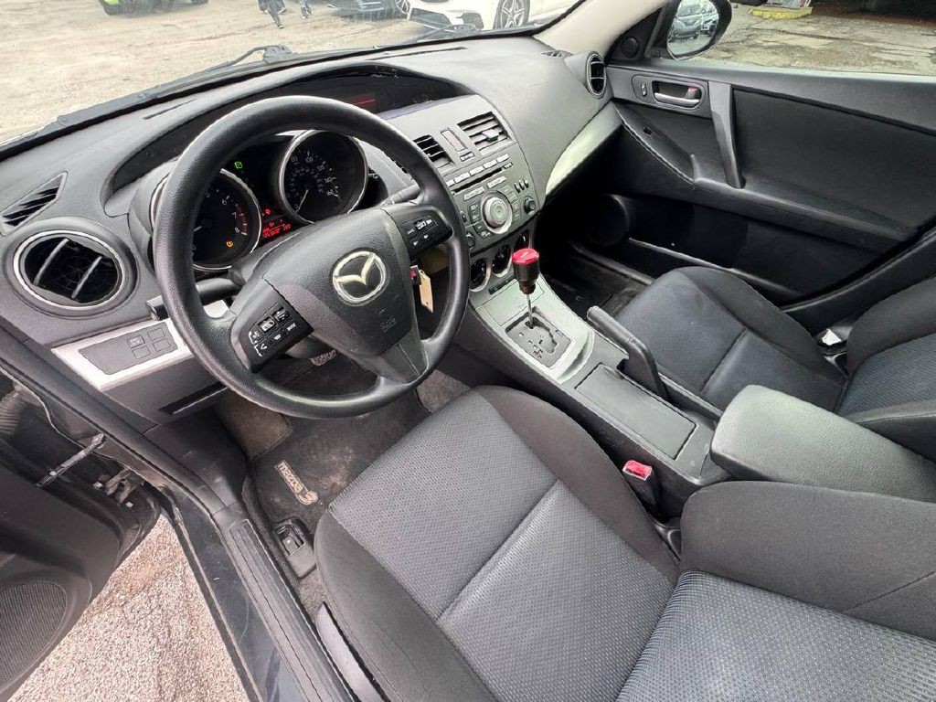 2010 Mazda Mazda3 Image 10
