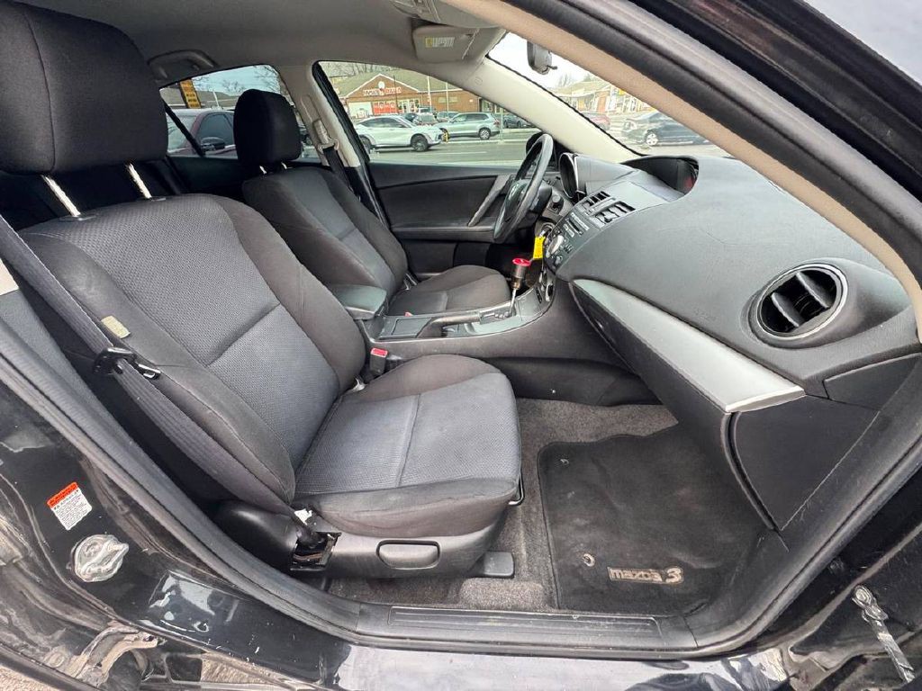 2010 Mazda Mazda3 Image 11