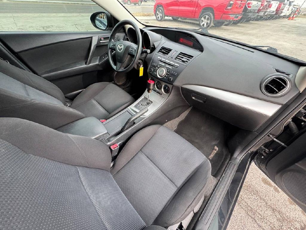 2010 Mazda Mazda3 Image 12