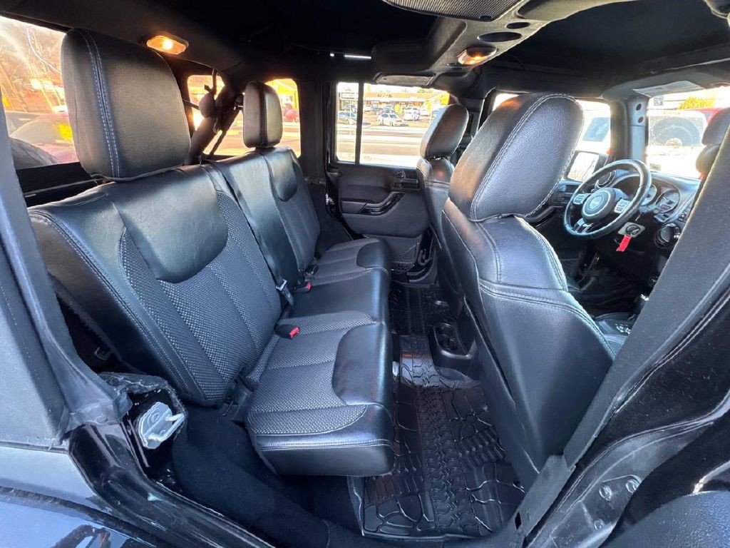2016 Jeep Wrangler Unlimited Image 14