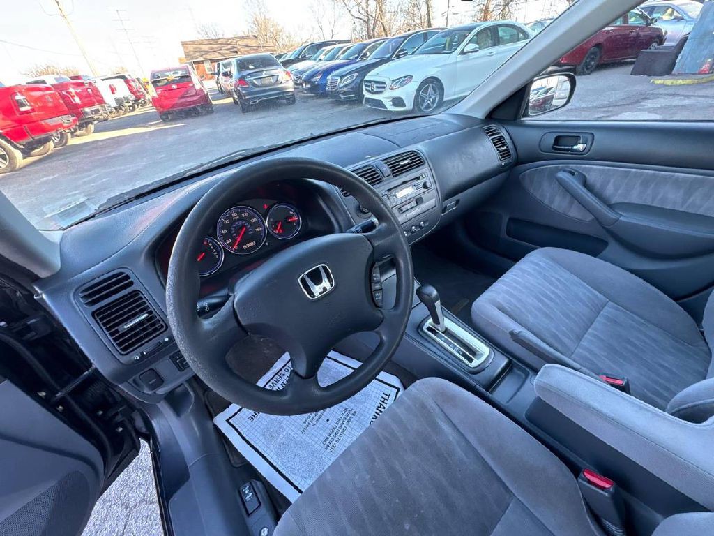 2005 Honda Civic Image 10