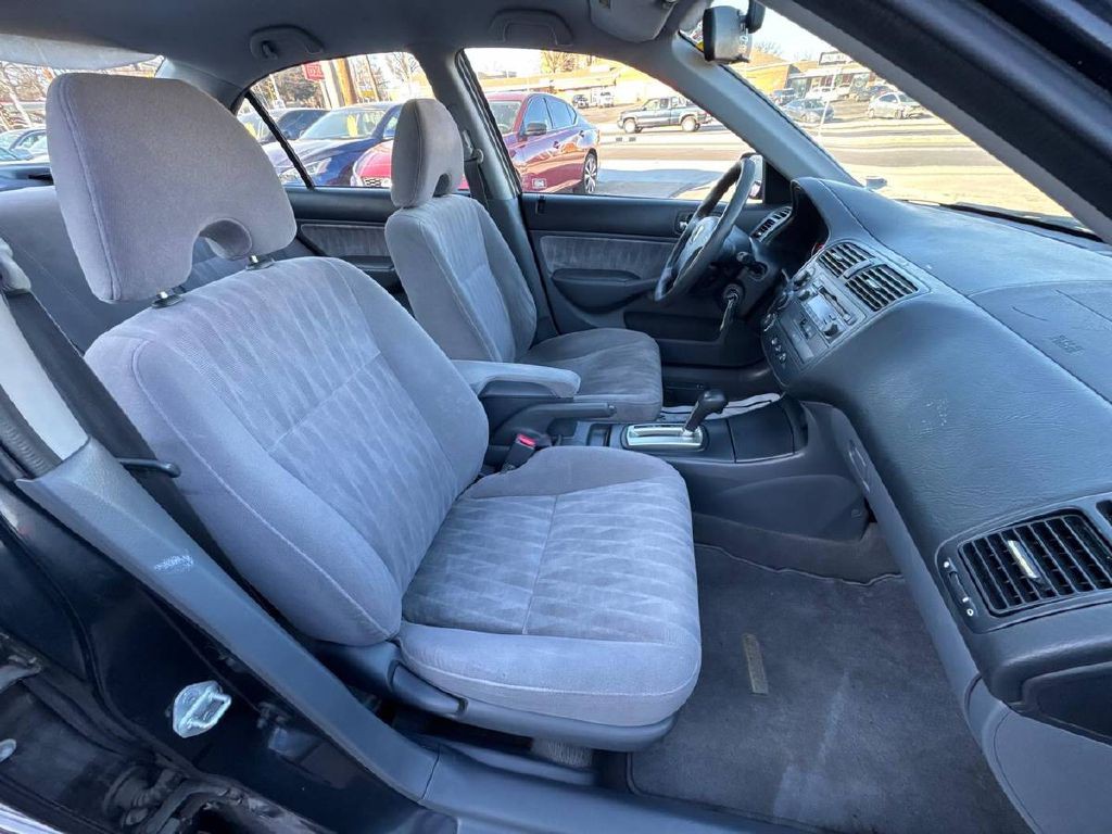 2005 Honda Civic Image 11