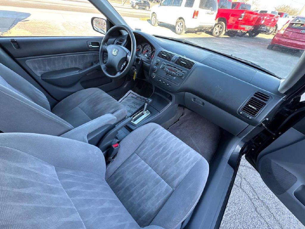 2005 Honda Civic Image 12