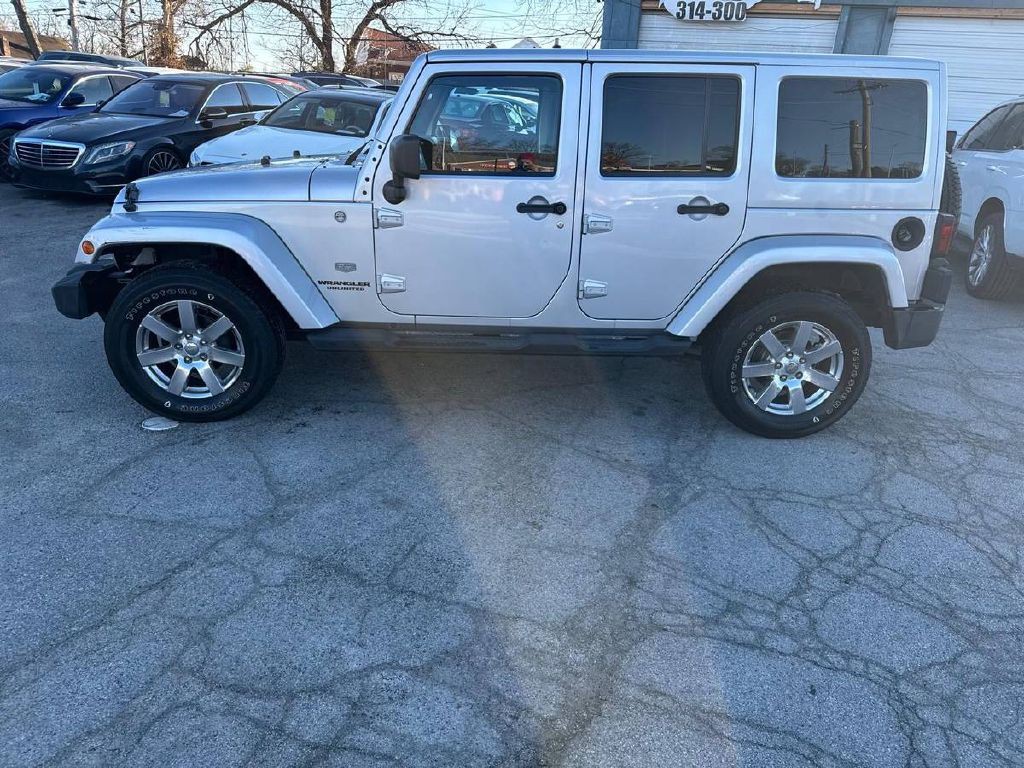2011 Jeep Wrangler Unlimited Image 5