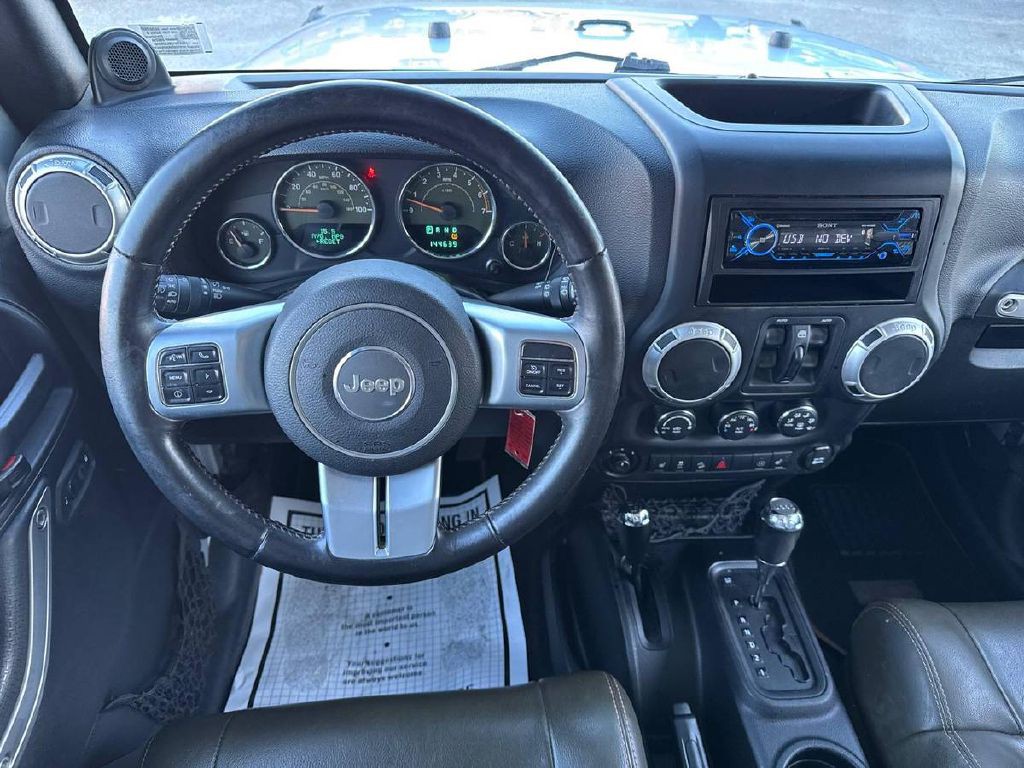 2011 Jeep Wrangler Unlimited Image 18